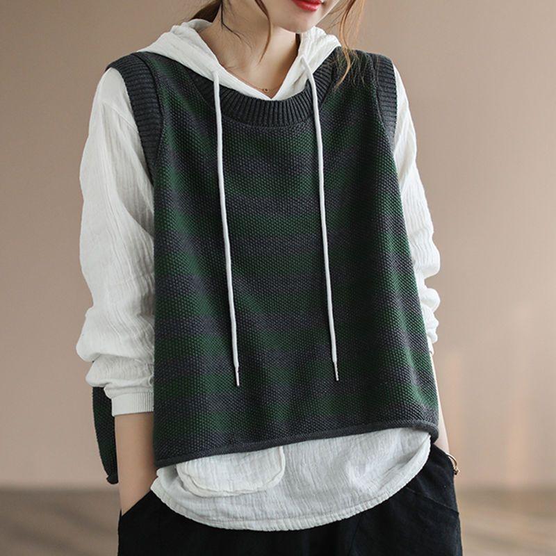 Winter Clothing Trends 2025 Women'S - Damskie dzianinowe kamizelki w paski, lekkie