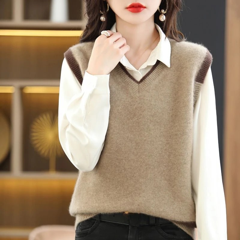 Winter Clothing Trends 2025 Women'S - Damska kamizelka swetrowa vintage, jednolita, bez