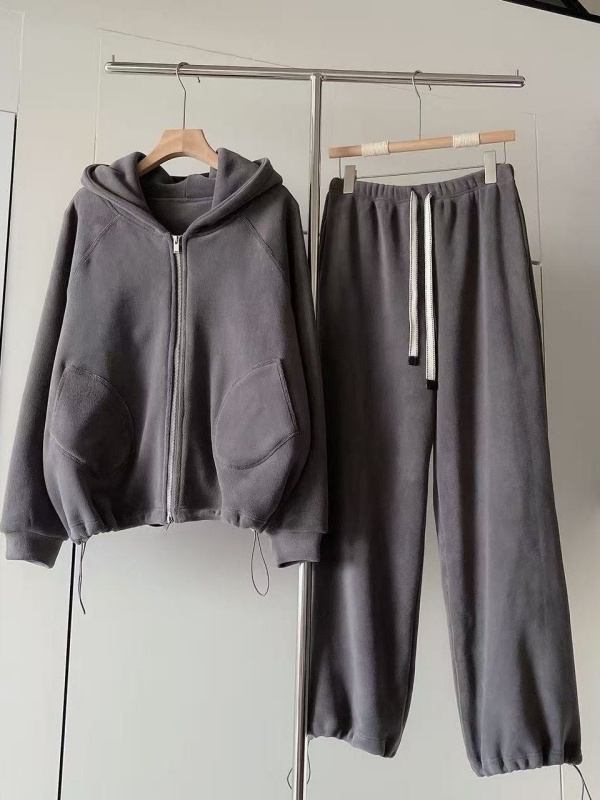 Damski sportowy zestaw z kaptu – Fleece Hoodie Lined recenzja i cena