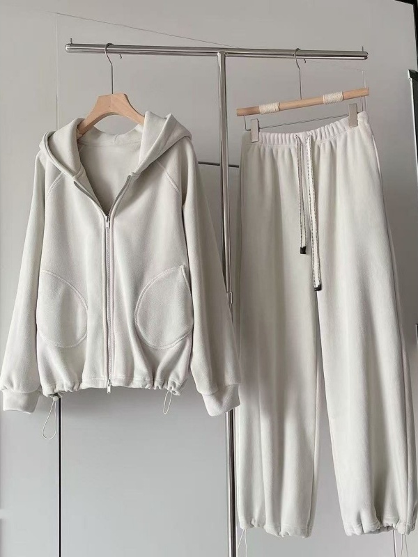 Damski sportowy zestaw z kaptu – Fleece Hoodie Lined recenzja i cena